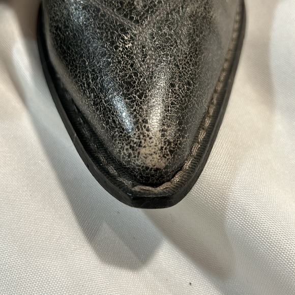 VINTAGE DURANGO POINTED TOE ANKLE BOOTIES IN A CRACKED PEPPER COLOR IN SIZE 9.5 - Picture 6 of 16